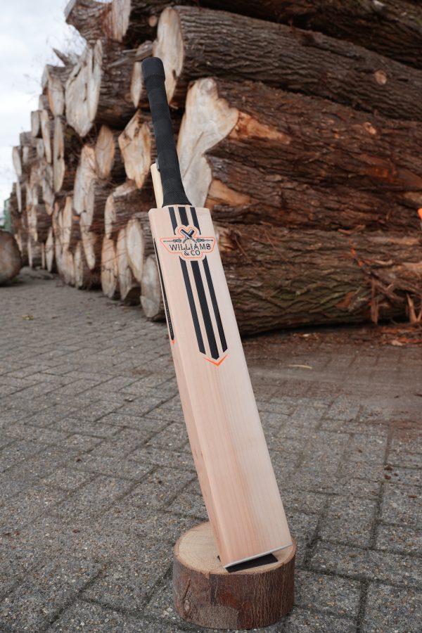 Williams & Co. Void – Limited Edition Scoop Cricket Bat (Elite Grade Dutch Willow) - Free international shipping - Image 2